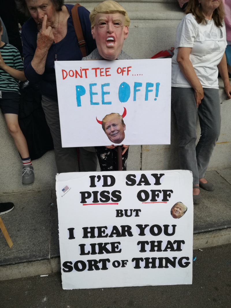 Illustration for article titled Scottish anti-Trump photo dump (long and comprehensive!)